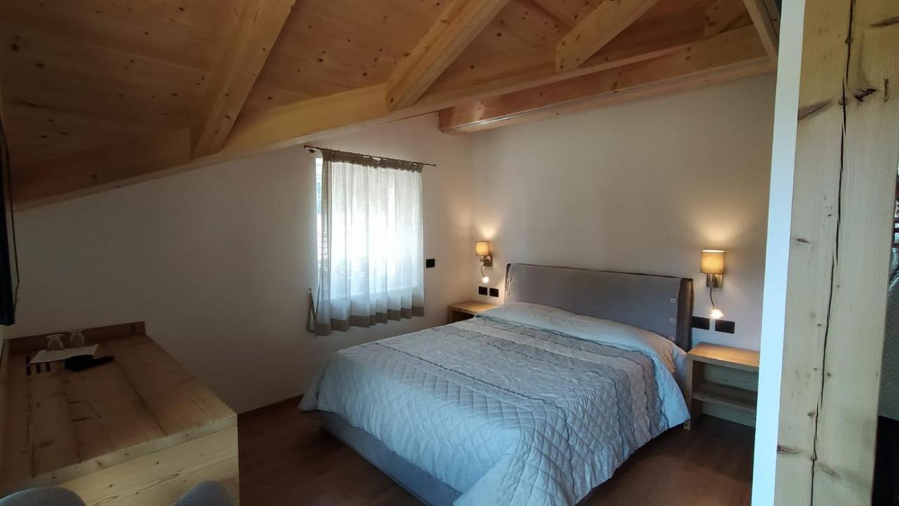Hotel Villa Rosa Кампітелло-ді-Фасса Екстер'єр фото