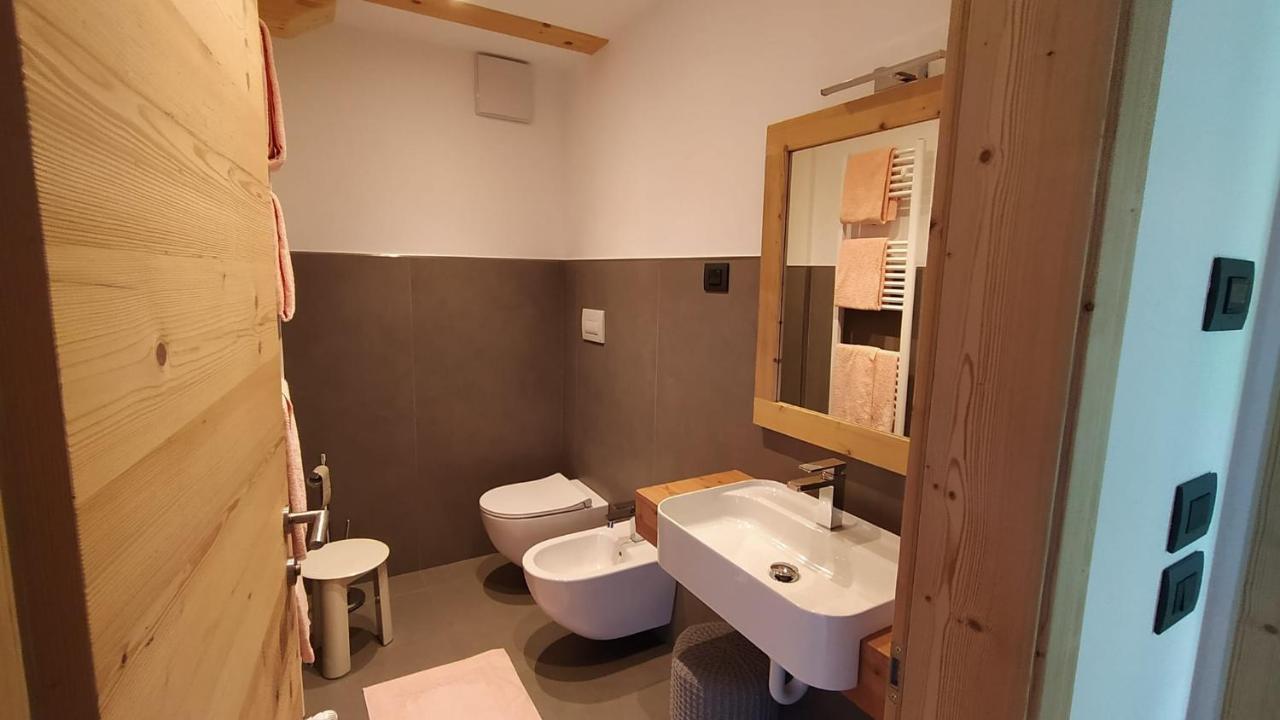Hotel Villa Rosa Кампітелло-ді-Фасса Екстер'єр фото