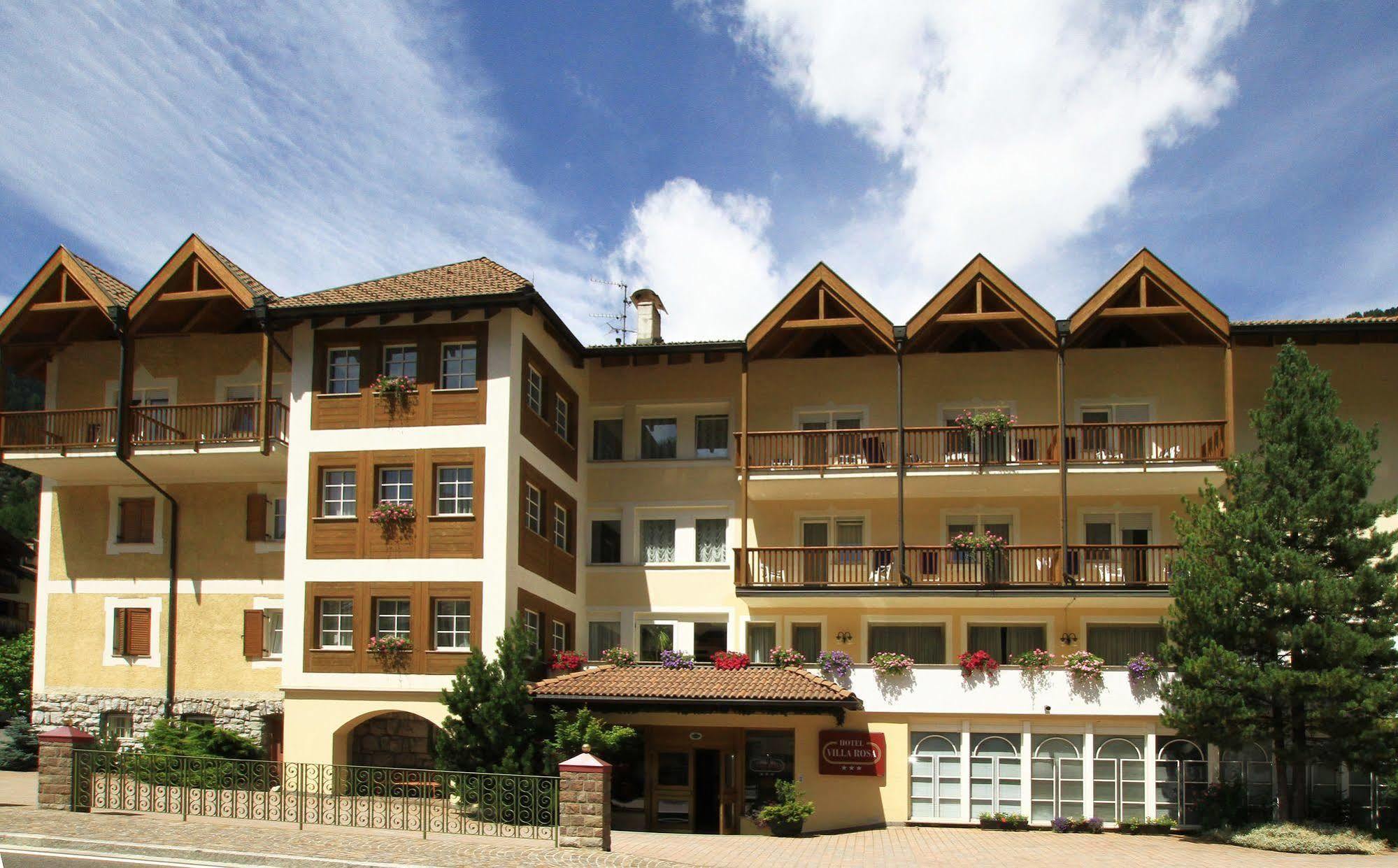 Hotel Villa Rosa Кампітелло-ді-Фасса Екстер'єр фото